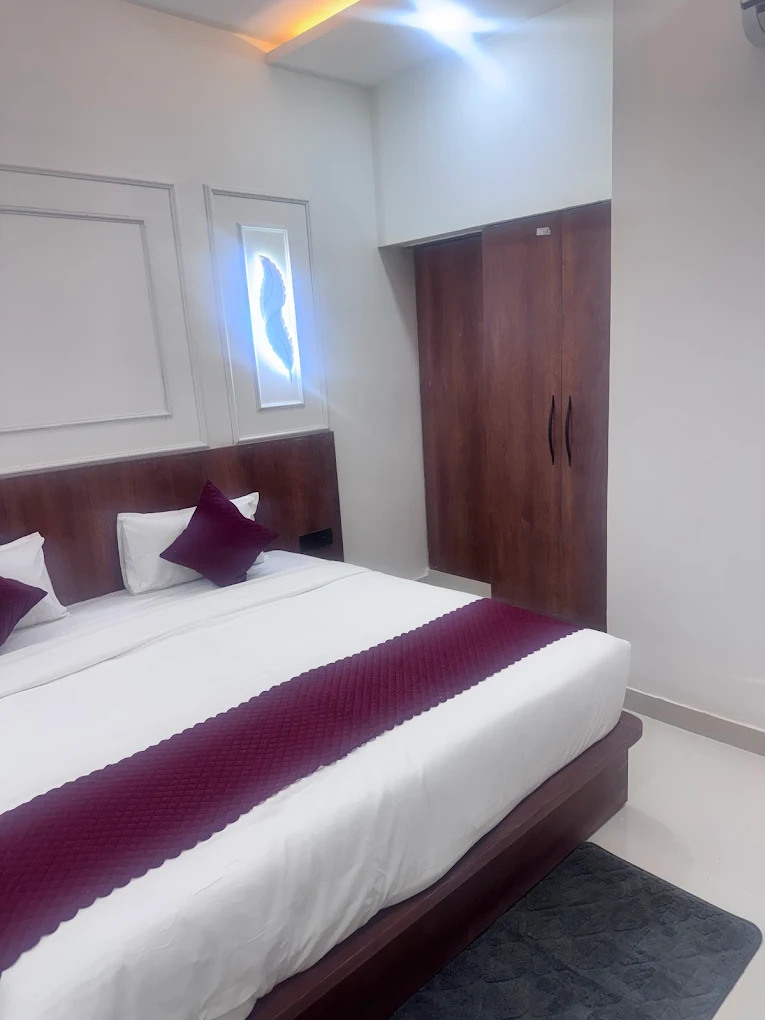 Deluxe AC Room